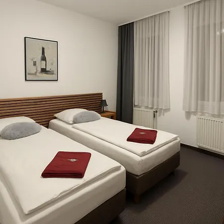 Nassauer Hof Frankfurt Zeilsheim